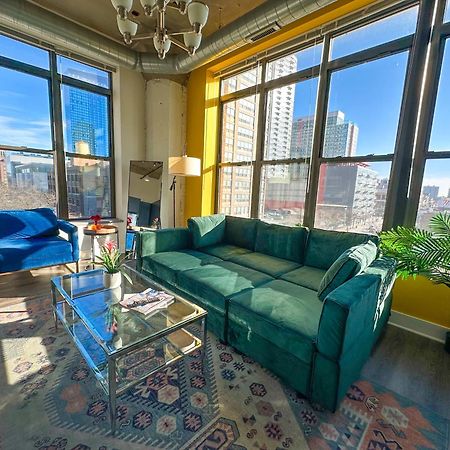 Bright 2Br Luxury Corner Suite With Optional Parking Sleeps 6 Guests Near Mccormick Place And Soldier Field Chicago Extérieur photo