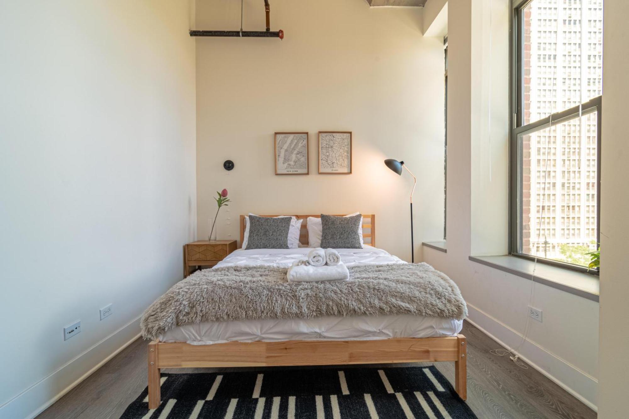 Bright 2Br Luxury Corner Suite With Optional Parking Sleeps 6 Guests Near Mccormick Place And Soldier Field Chicago Extérieur photo