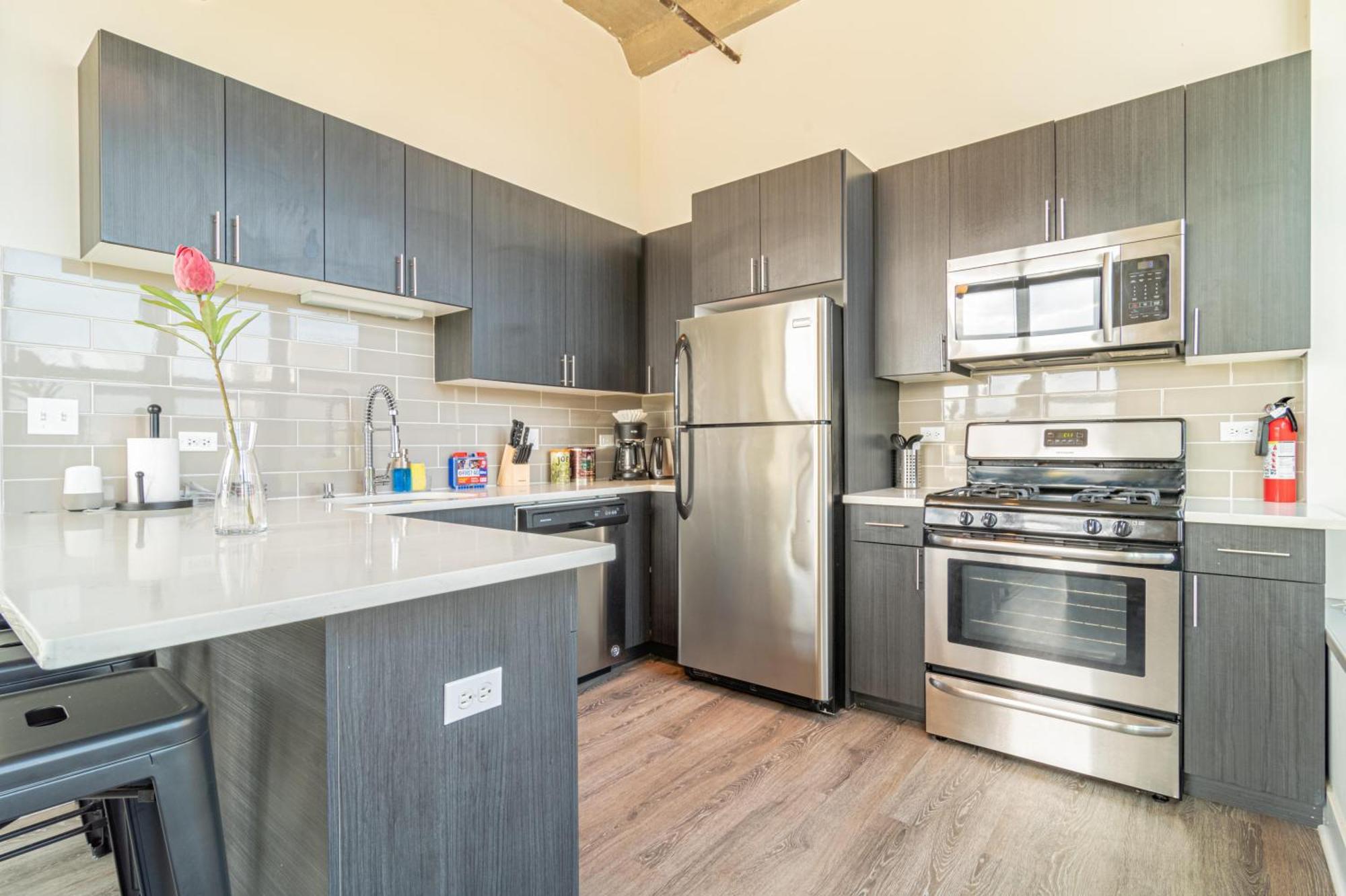 Bright 2Br Luxury Corner Suite With Optional Parking Sleeps 6 Guests Near Mccormick Place And Soldier Field Chicago Extérieur photo